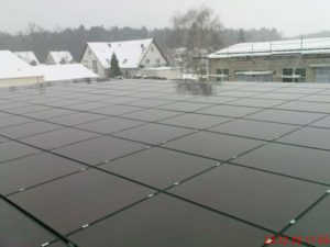 900KW Photovoltaikanlage auf mehreren Gebäuden